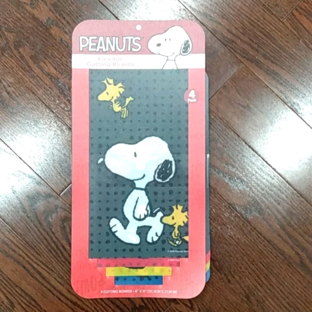 Peanuts Snoopy Charlie Brown Flexible Cutting Chopping Boards 4 pack Lucy Linus